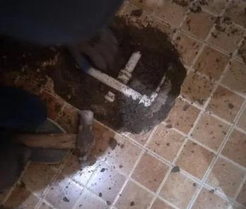 徐水区卫生间漏水维修公司为您分享下卫生间渗水如何处理及注意事项